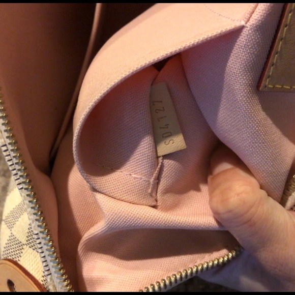 FOR PICTURES ONLY - Picture 2 of 2